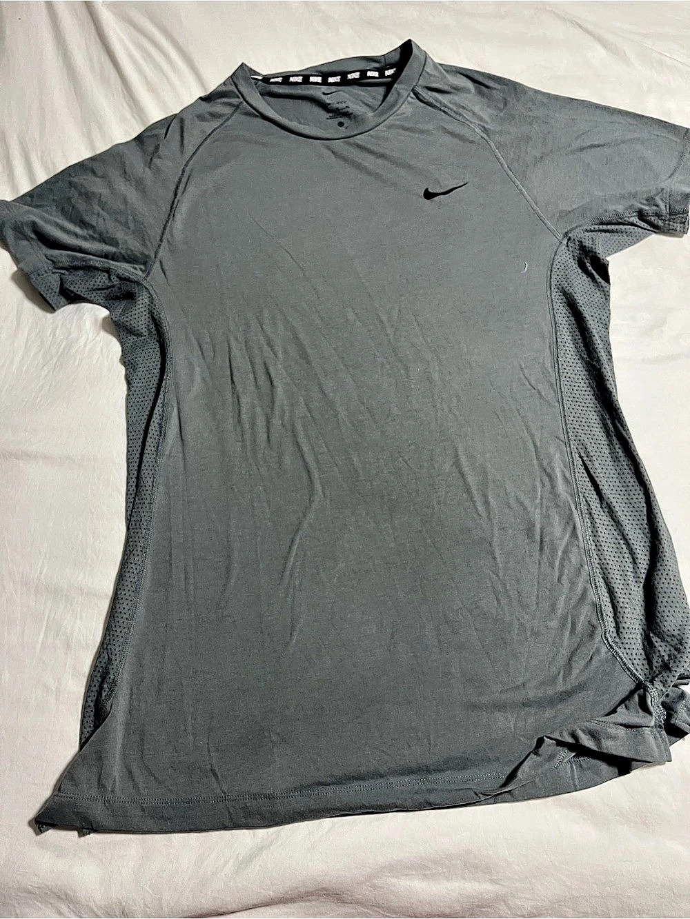 Nike Dri-FIT Training Tee Men's Gray Athletic Short Sleeve Tee gym size X-Large